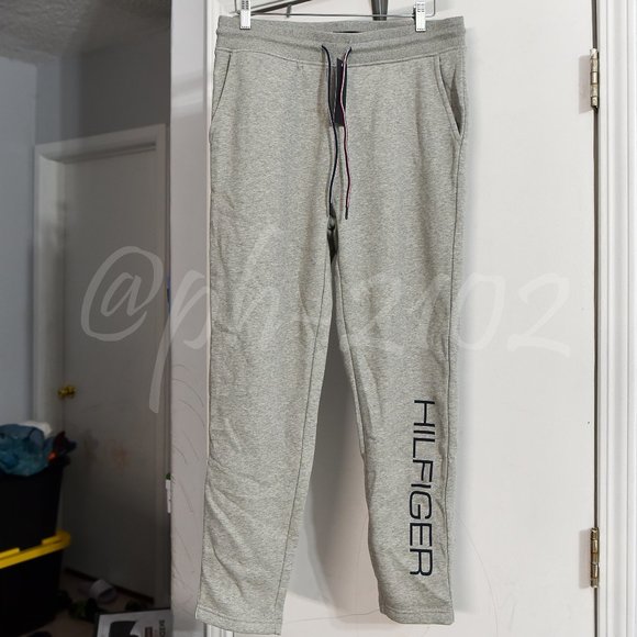 Tommy Hilfiger Men‎ Fleece Jogger  GRAY - Picture 1 of 5